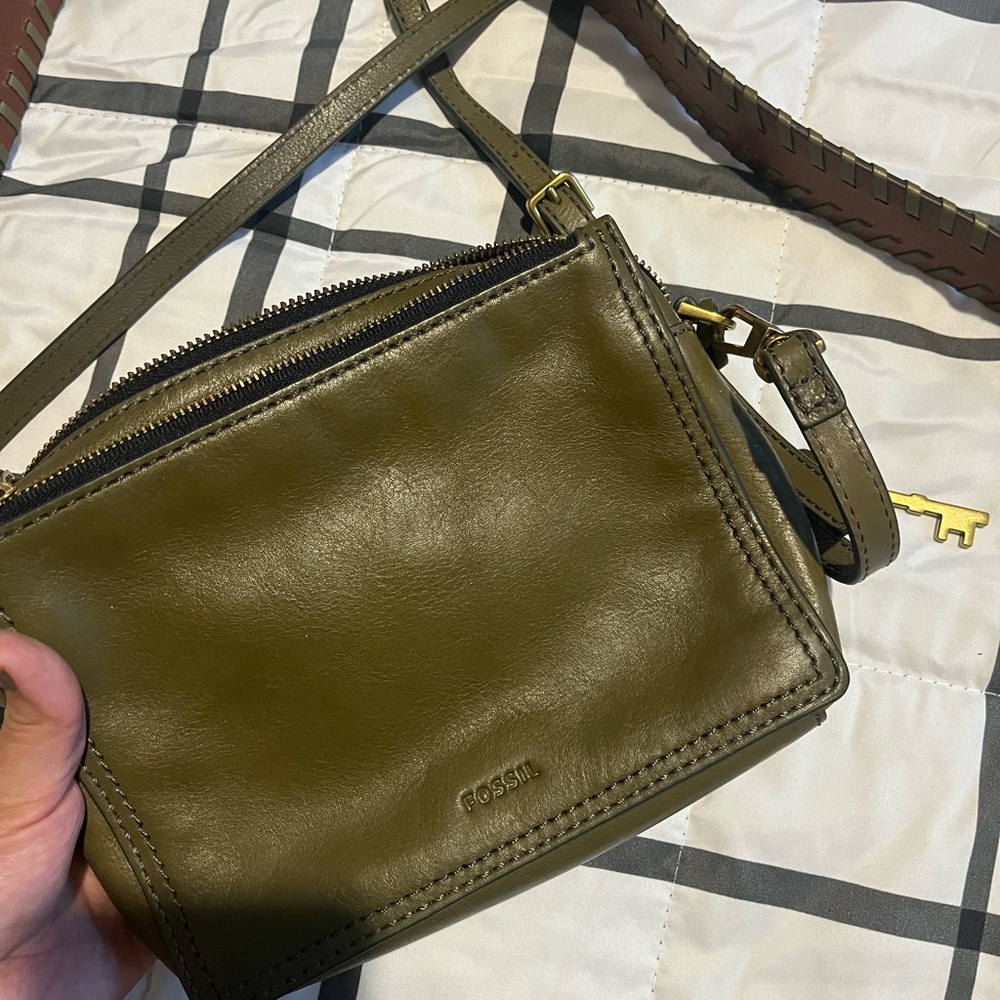 Fossil crossbody bag